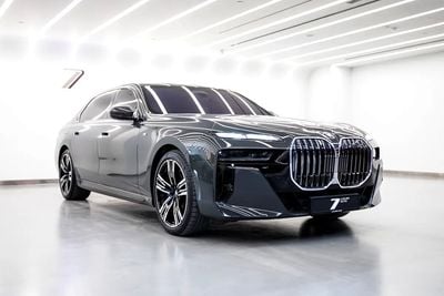 BMW 740i M SPORT 740i | SPORT | GCC | WARRANTY AND SERVICE CONTRACT | EXCELENT CONDITION
