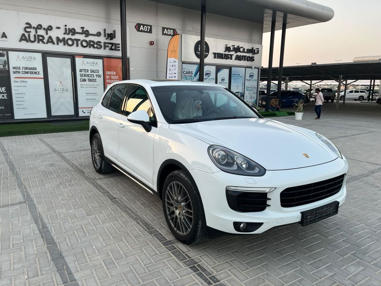 Porsche Cayenne STANDARD