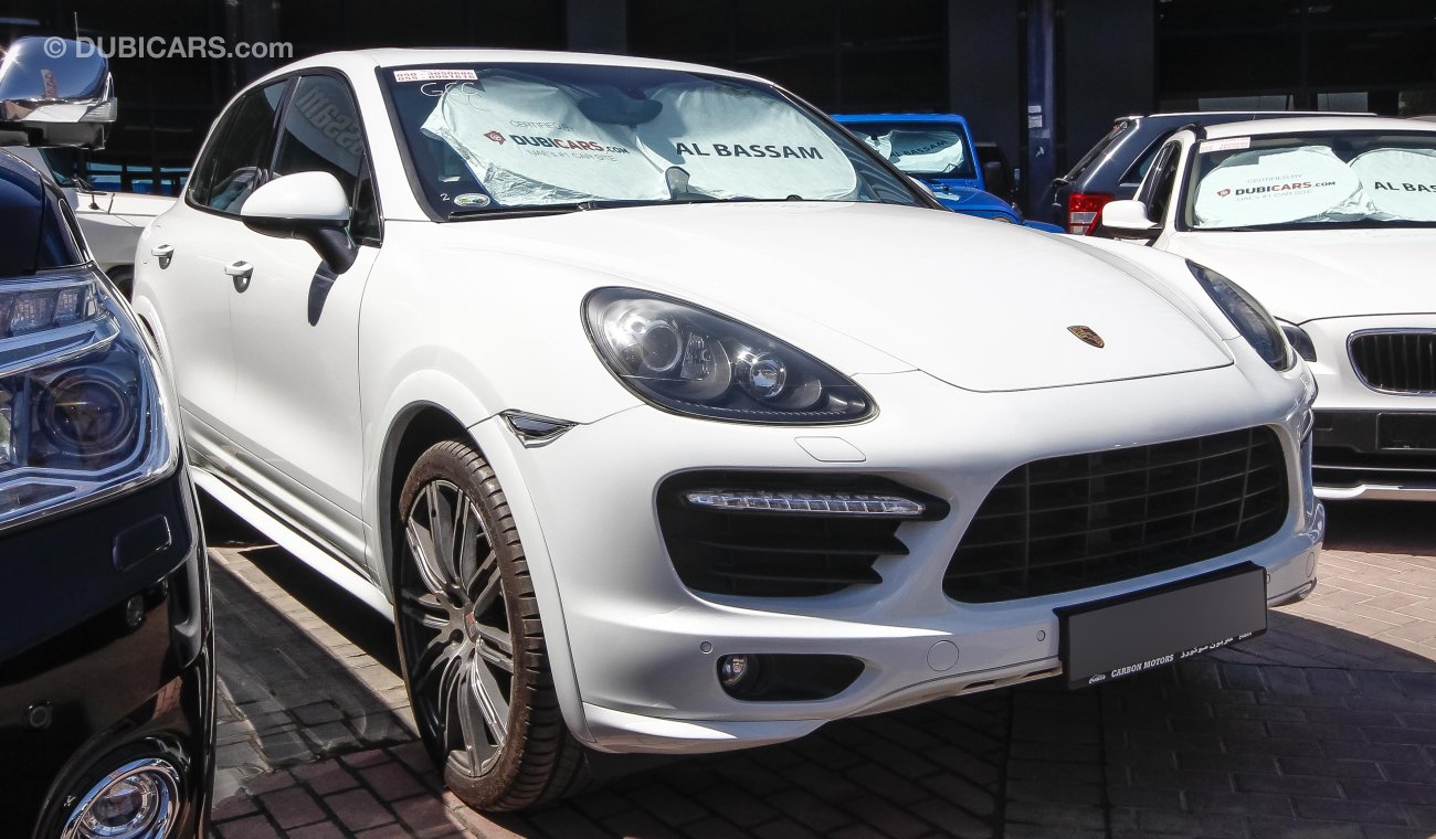 Porsche Cayenne GTS