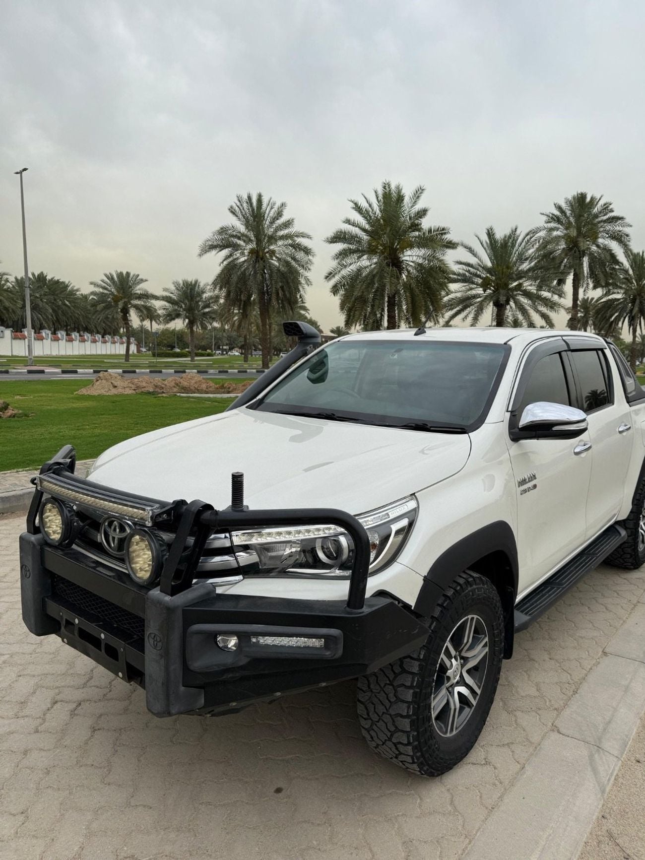 Toyota Hilux DLS SR5 export from Australia