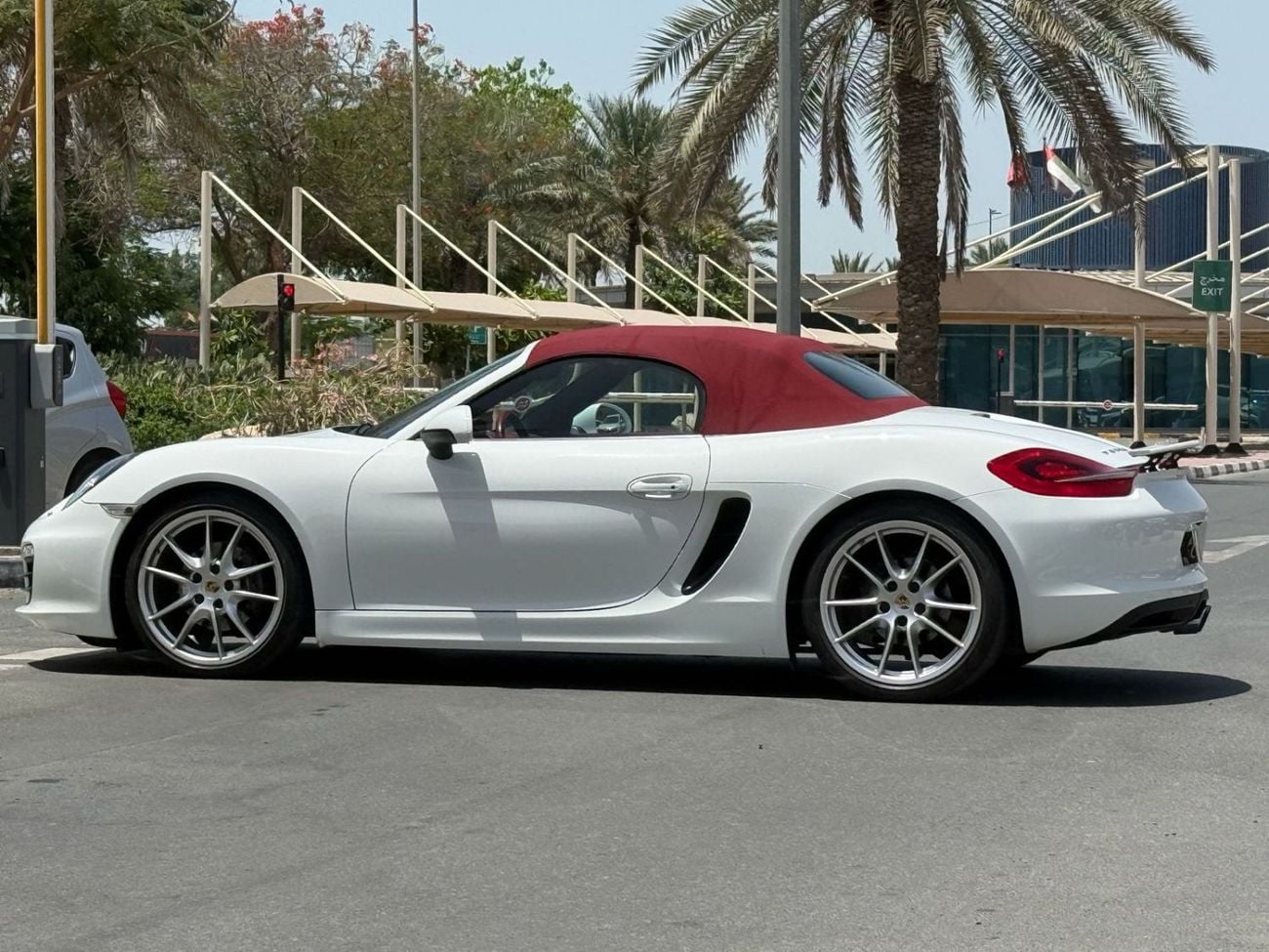 Porsche 718 Boxster PORSCHE POXTER 2016 GCC ONLY 92000 KM LIKE NEW FIRST OWNER ORIGINAL PAINT FULL SERVICE HISTORY