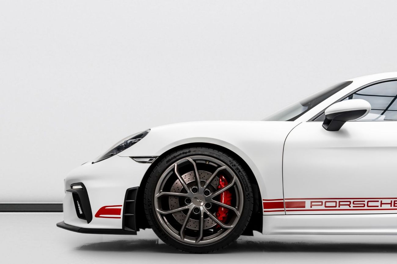 بورش كايمان 718 GT4 4.0L (414 HP) M/T