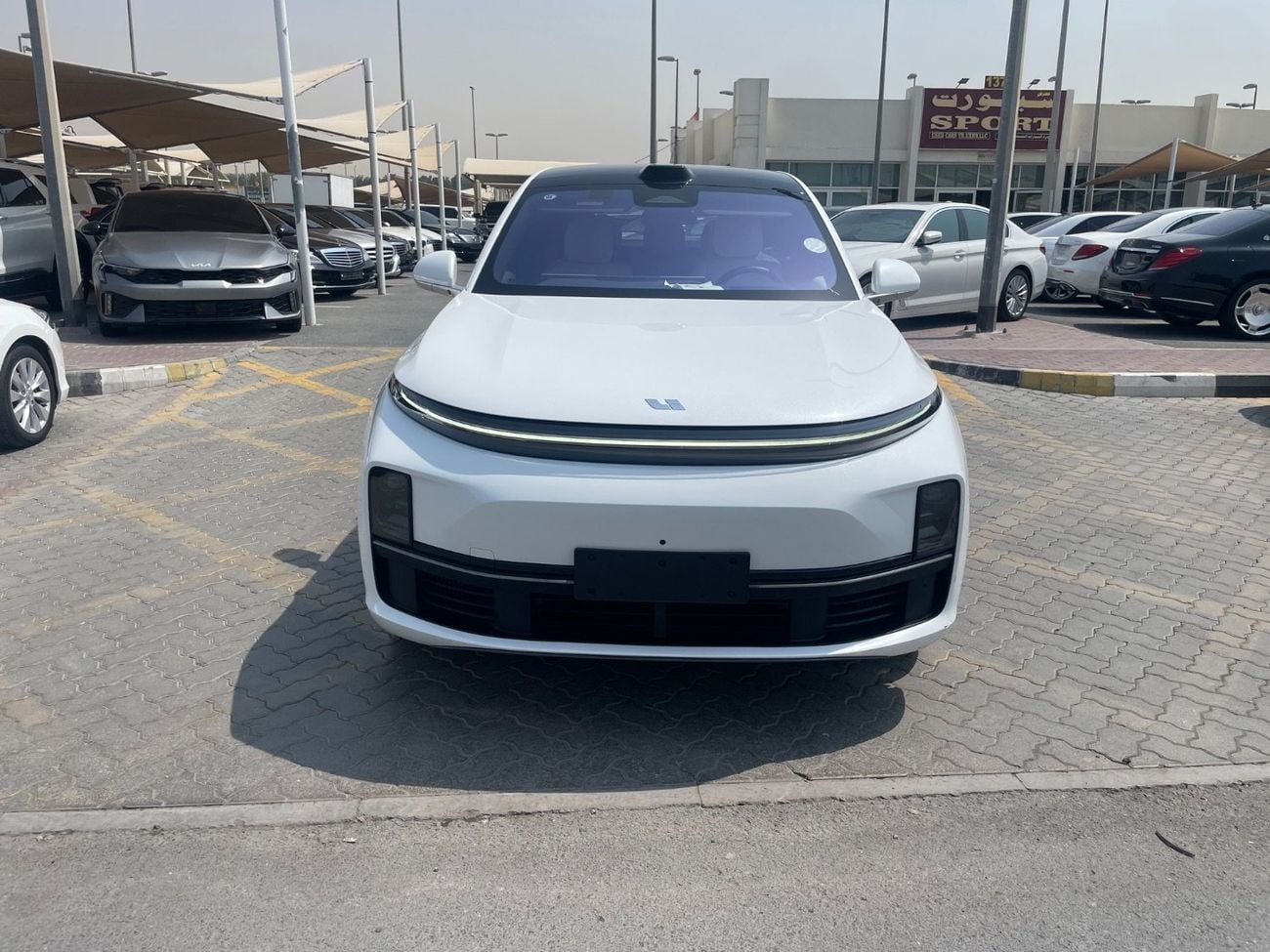 لي اوتو L7 لي اوتو L7 وارد الصين بحالة جيدة جدا