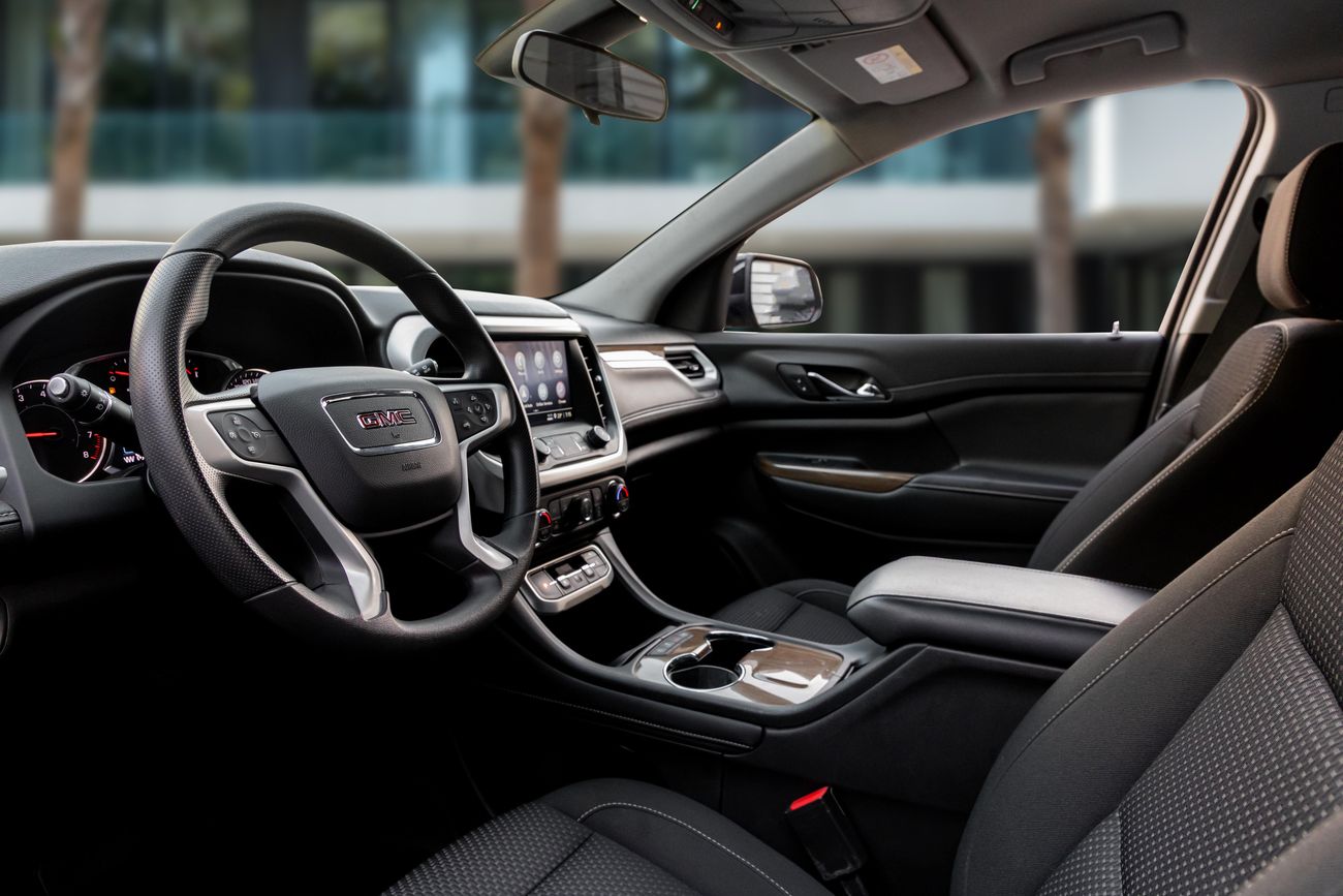 GMC Acadia Acadia SLE | 1,567 P.M | 0% Downpayment | ACADIA SLE | UNDER WARRANTY! | Ramadan Offer!