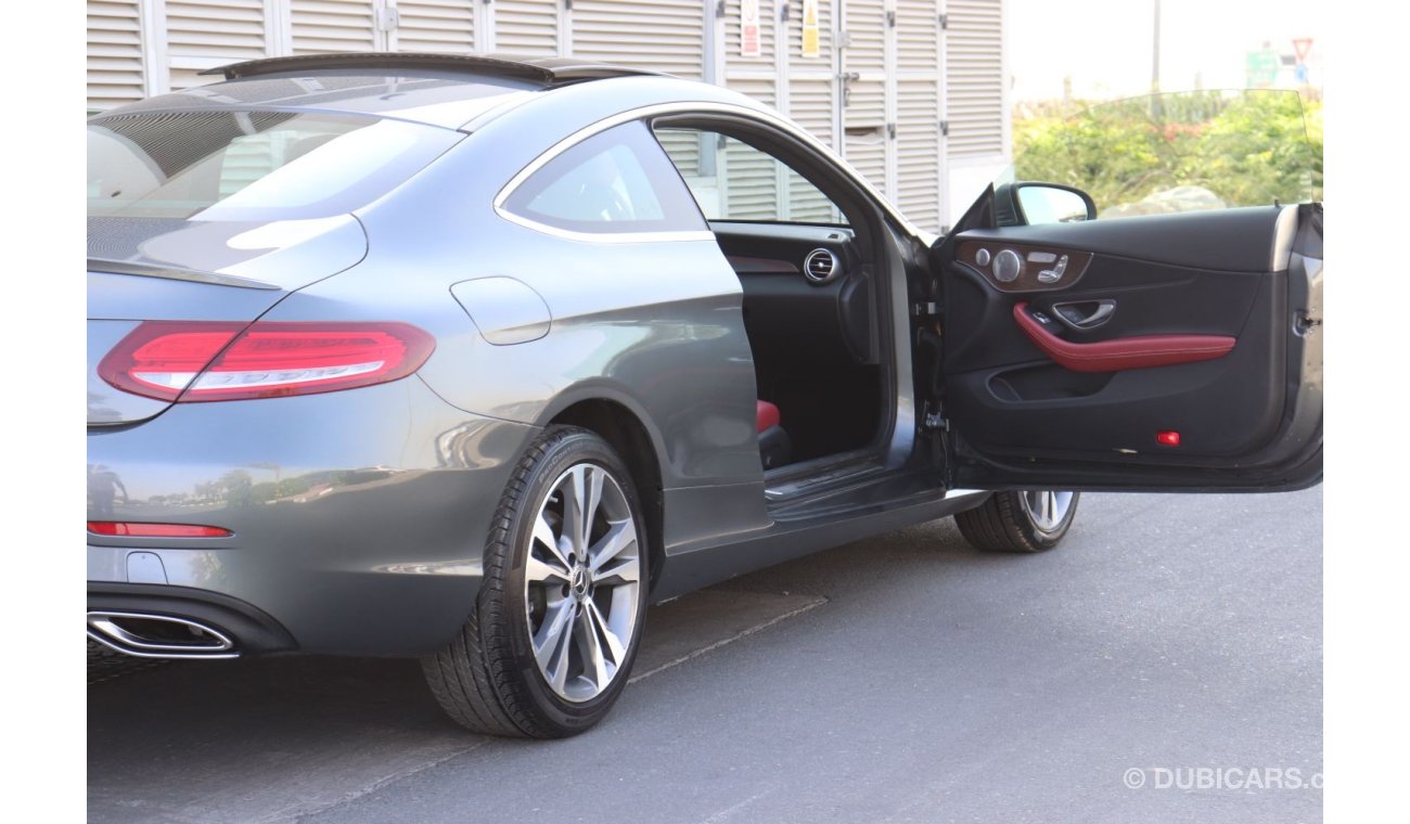 مرسيدس بنز C 300 كوبيه = NEW ARRIVAL = FREE REGISTRATION = WARRANTY = BANK FINANCE AVAILABLE