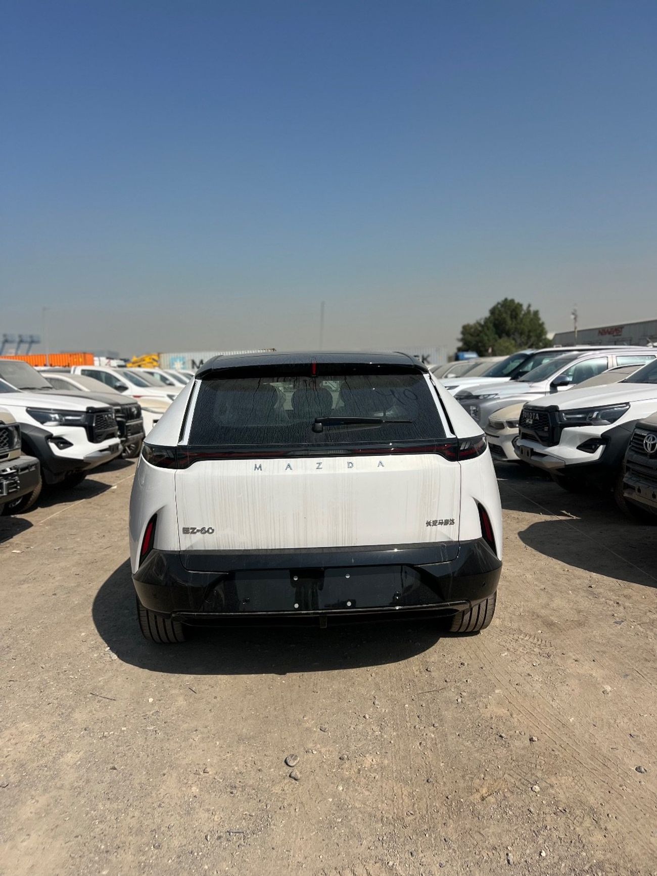 Mazda EZ 60 Mazda EZ 60 Hybird 200 Pro Edition