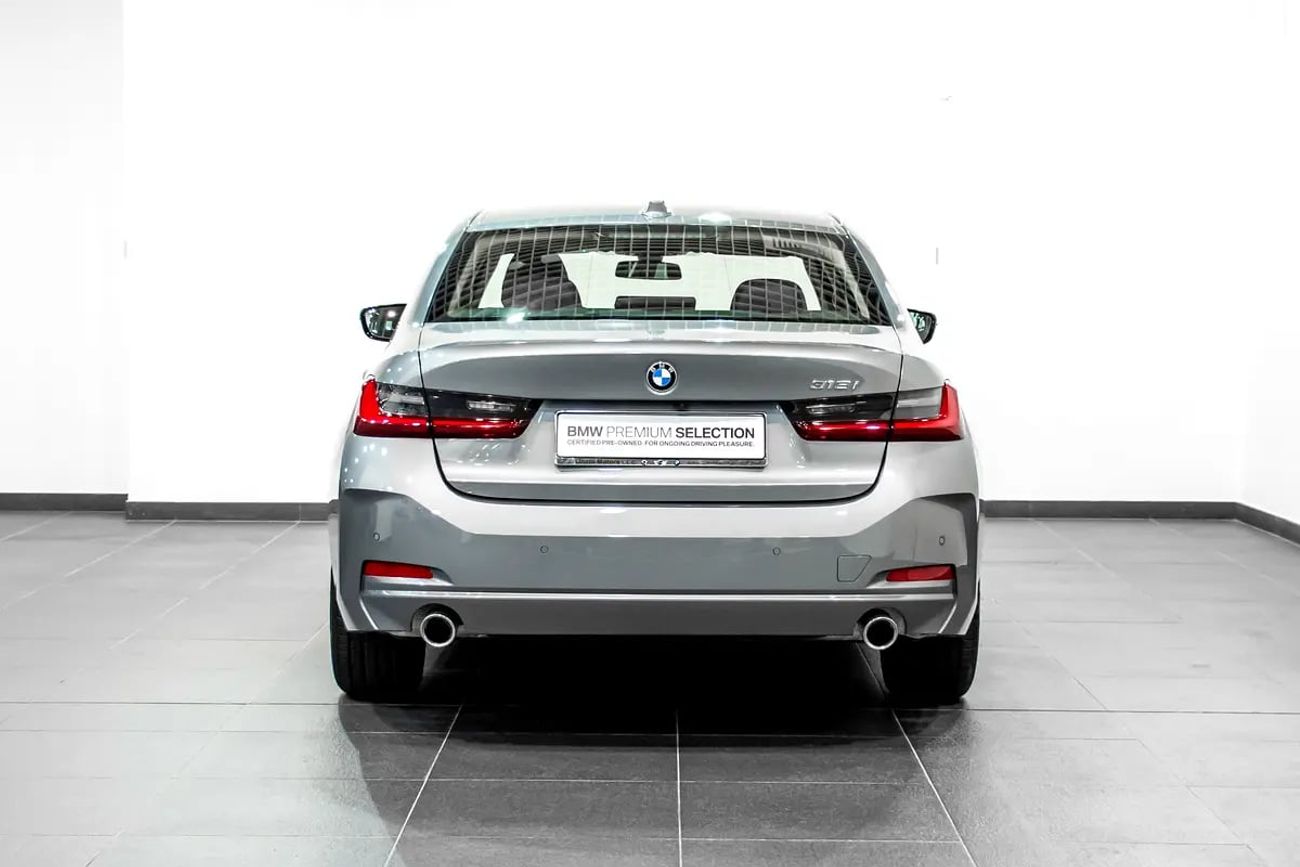 BMW 318i 318i Sedan Pure