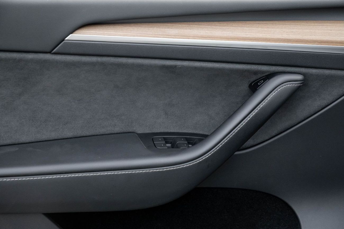 Tesla Model Y Long Range | 2,350 P.M  | 0% Downpayment | Under Warranty!