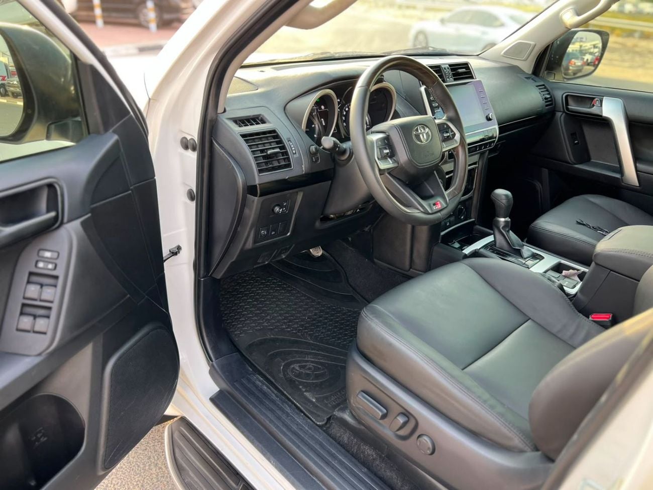 Toyota Prado TX-L 2021 Toyota Prado  - Leather & Electric Seats - Push Start - Adventure  - 2.8L V4 Deisel Fuel -