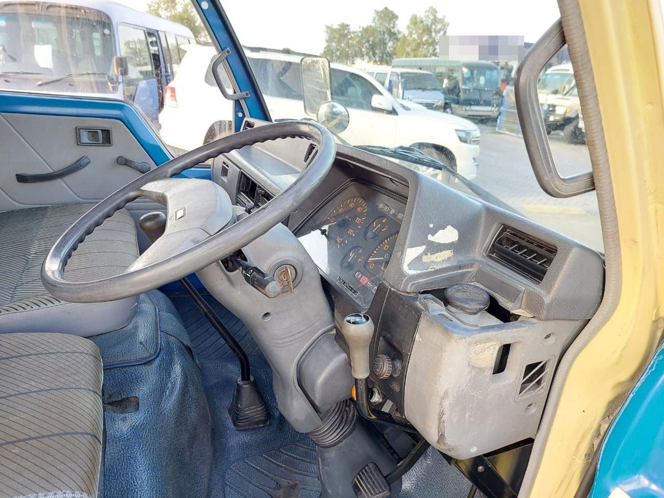 Mitsubishi Fuso Canter MITSUBISHI CANTER DUMPER TRUCK RHD 1986 MODEL 3.5 L DIESEL MANUAL(PM00040)