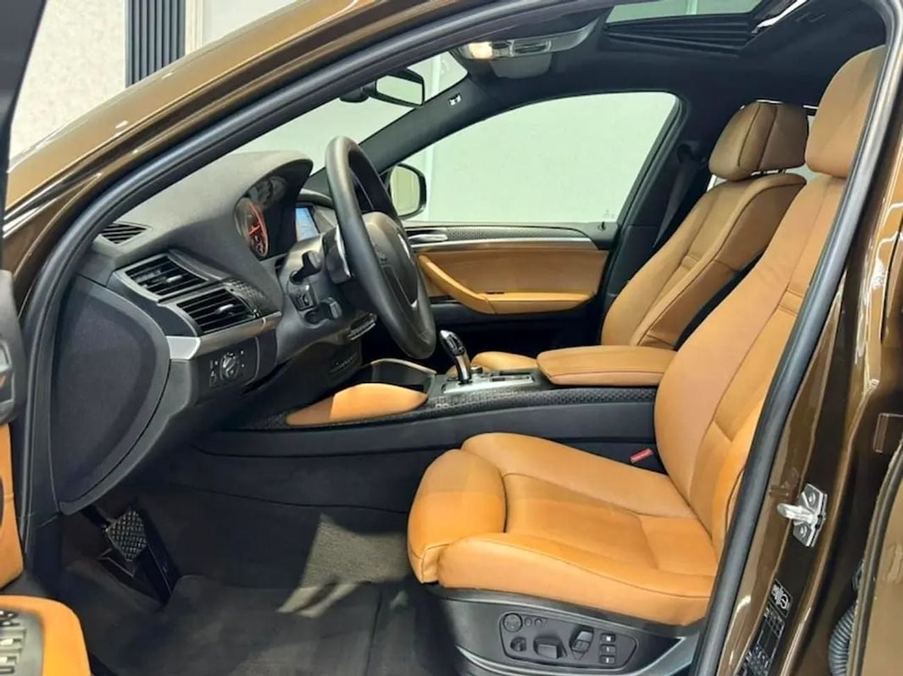BMW X6 35i EXECUTIVE SPECIAL V6 || WELL MAINTAINED || RADAR || TOP RANGE || ACCIDENT FREE || GCC || LOW MILEAGE