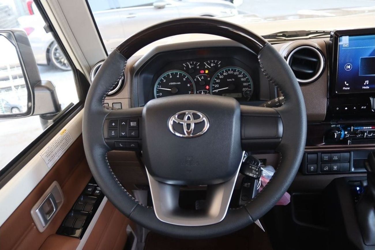 Toyota Land Cruiser GRJ 76 4.0 V6 A/T 40th anniversary **EXPORT ONLY**التصدير فقط خارج الخليج**