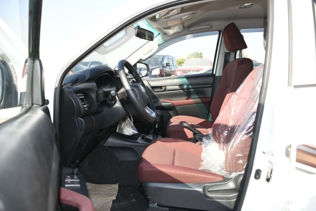 تويوتا هيلوكس SGLX TOYOTA HILUX 2.4 DSL 4x4 DC MANUAL TRANSMISSION