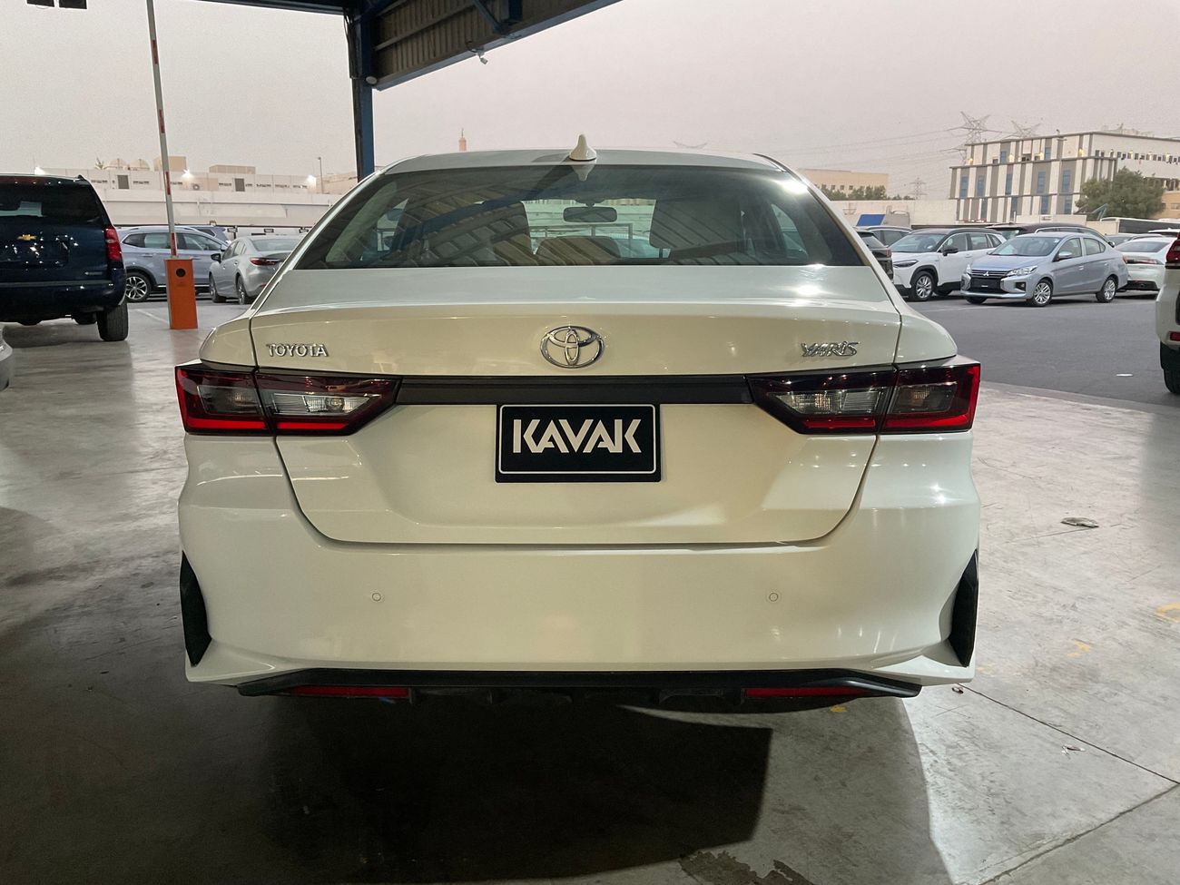 تويوتا يارس E | شامل الضمان | 0 ﺪﻔﻋﺓ ﺃﻮﻟﻯ