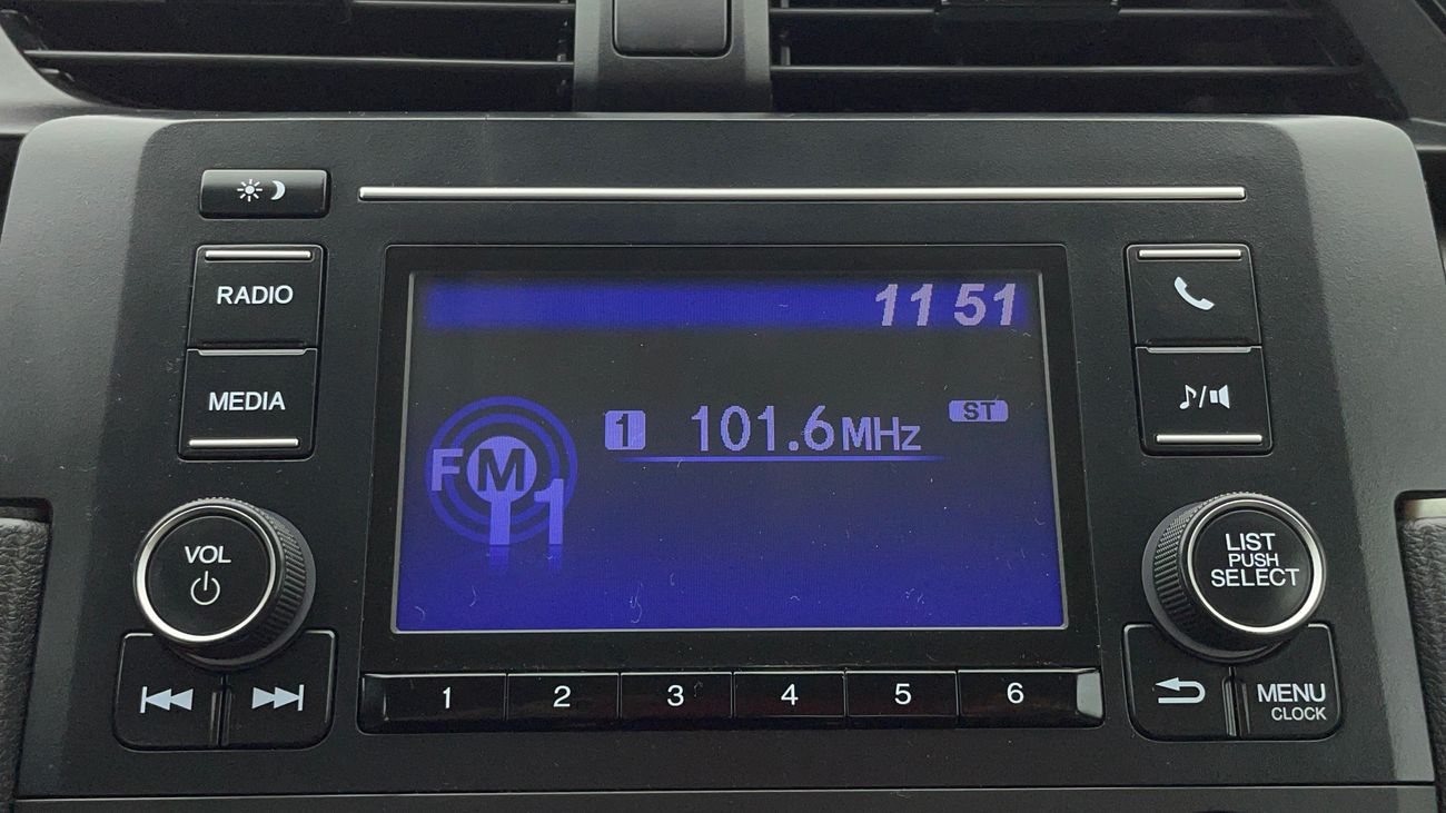 هوندا سيفيك DX 1.6 | بدون دفعة مقدمة | اختبار القيادة في المنزل