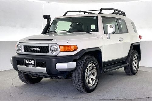 تويوتا إف جي كروزر GXR | شامل الضمان | 0 ﺪﻔﻋﺓ ﺃﻮﻟﻯ