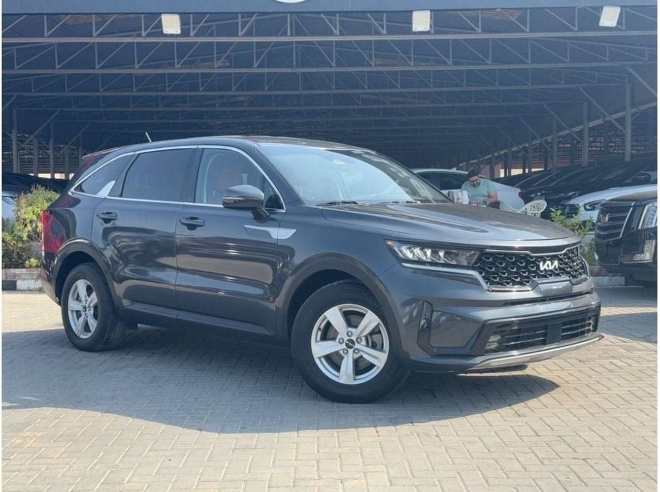 كيا سورينتو Mid Option 3.3L