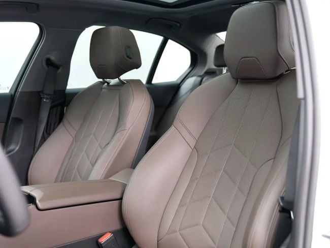 BMW 5 Series EXECUTIVE, миниатюра 28
