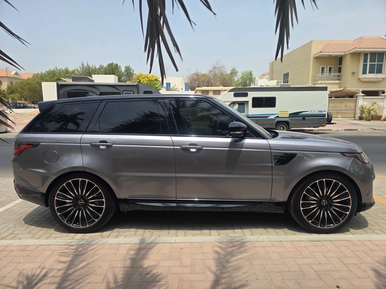 لاند روفر رينج روفر سبورت