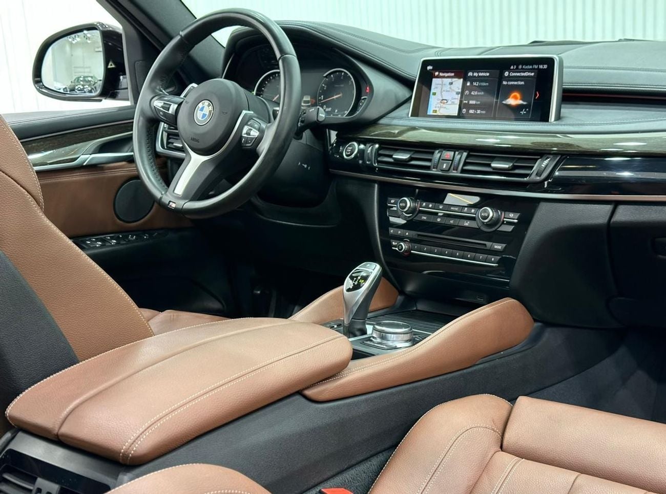 BMW X6 50i M Sport 2018 BMW X6 xDrive50i M-Sport, Warranty, Full Service History, Full Options, GCC