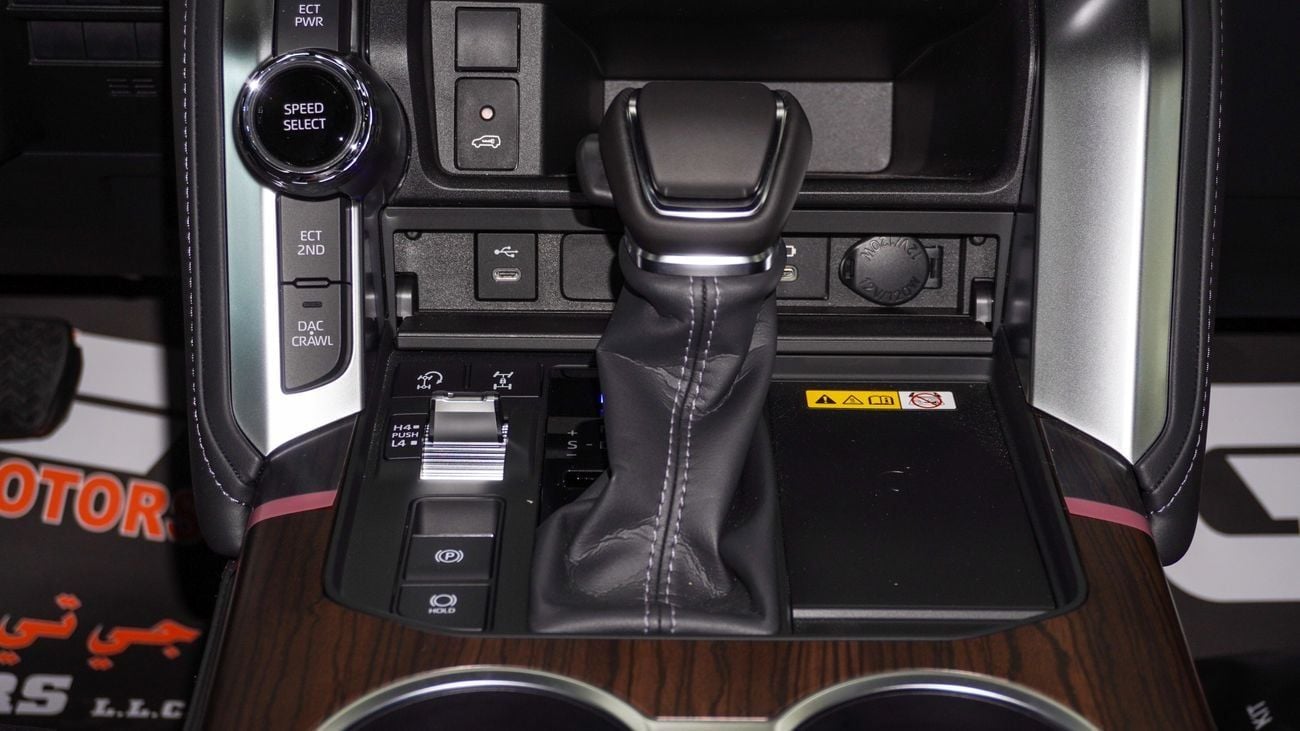 تويوتا لاند كروزر GXR 4.0 L  V6