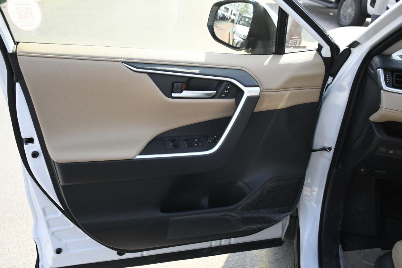 Toyota RAV4 Limited 2.5L HEV WITH RADER ( Saudi Spec) Ready Stock