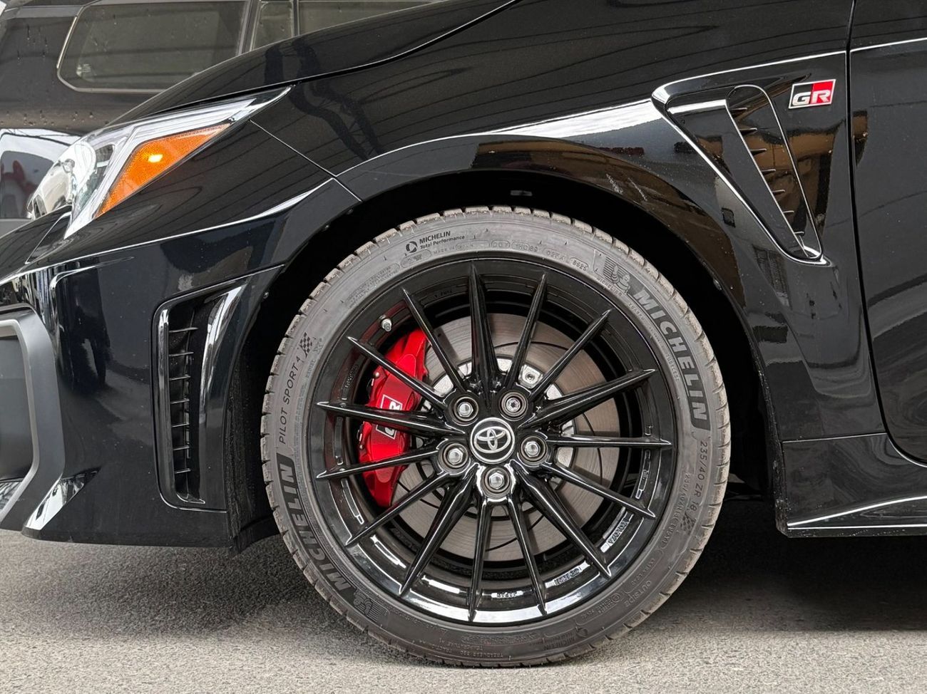 Toyota Corolla 2025 COROLLA GR -SPORT 1.6L Turbo 3-Cylinder Engine with 300 hp