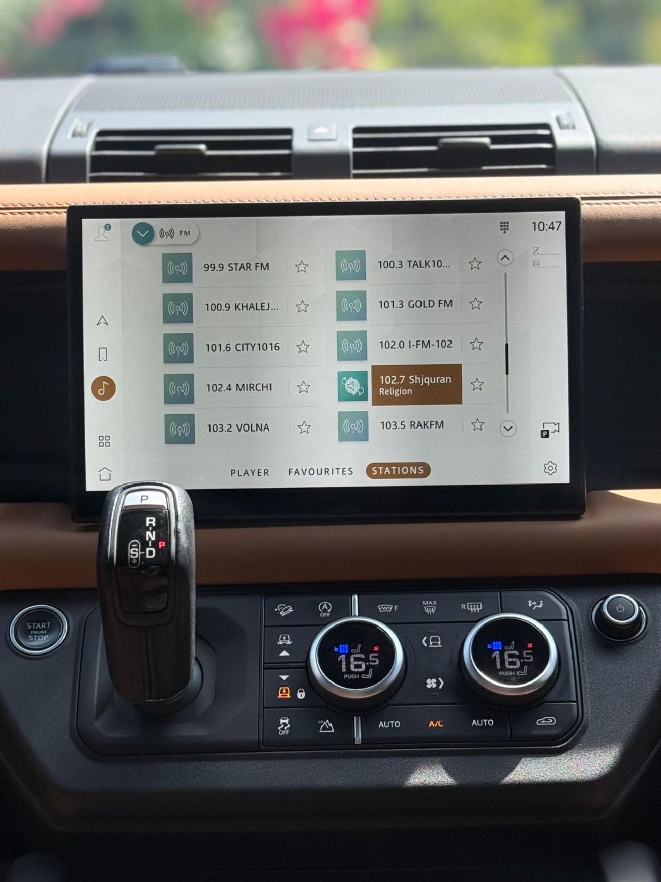 لاند روفر ديفندر 110 X P525 5.0L