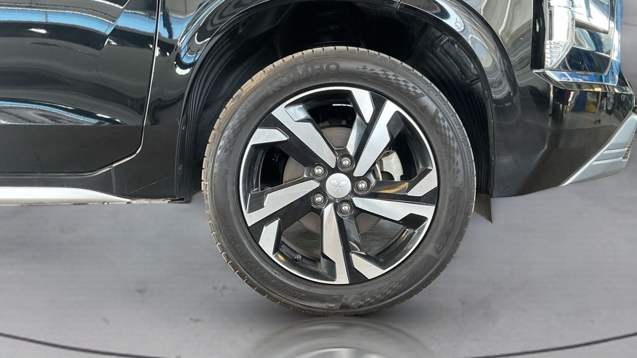 Mitsubishi Xpander 1.5 HIGH LINE AUTO | Guaranteed Warranty | 0 Down Payment