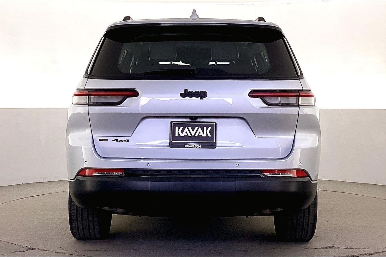 Jeep Cherokee Altitude | Carnival Sale • UP TO AED 20,000 OFF | Guaranteed Warranty | 0 Down Payment