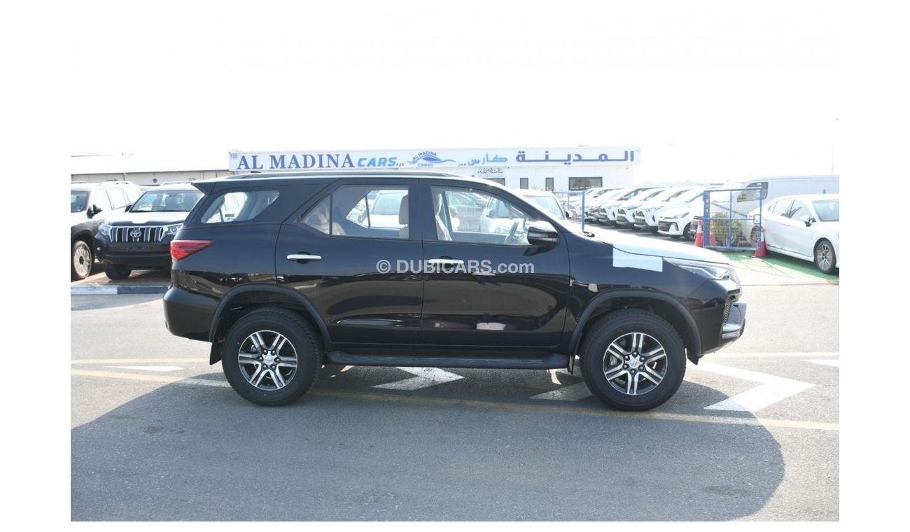 Toyota Fortuner 2023 Toyota Fortuner 2.7L 4x4 Mid option