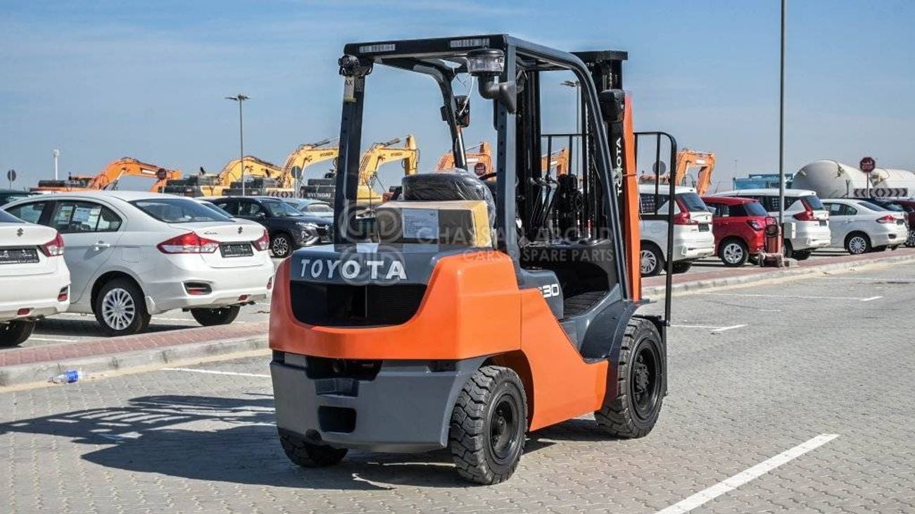 Toyota Fork lift DIESEL 3TON 3STAGE, 3LEVER 4500MM W/ SIDE SHIFT MY24