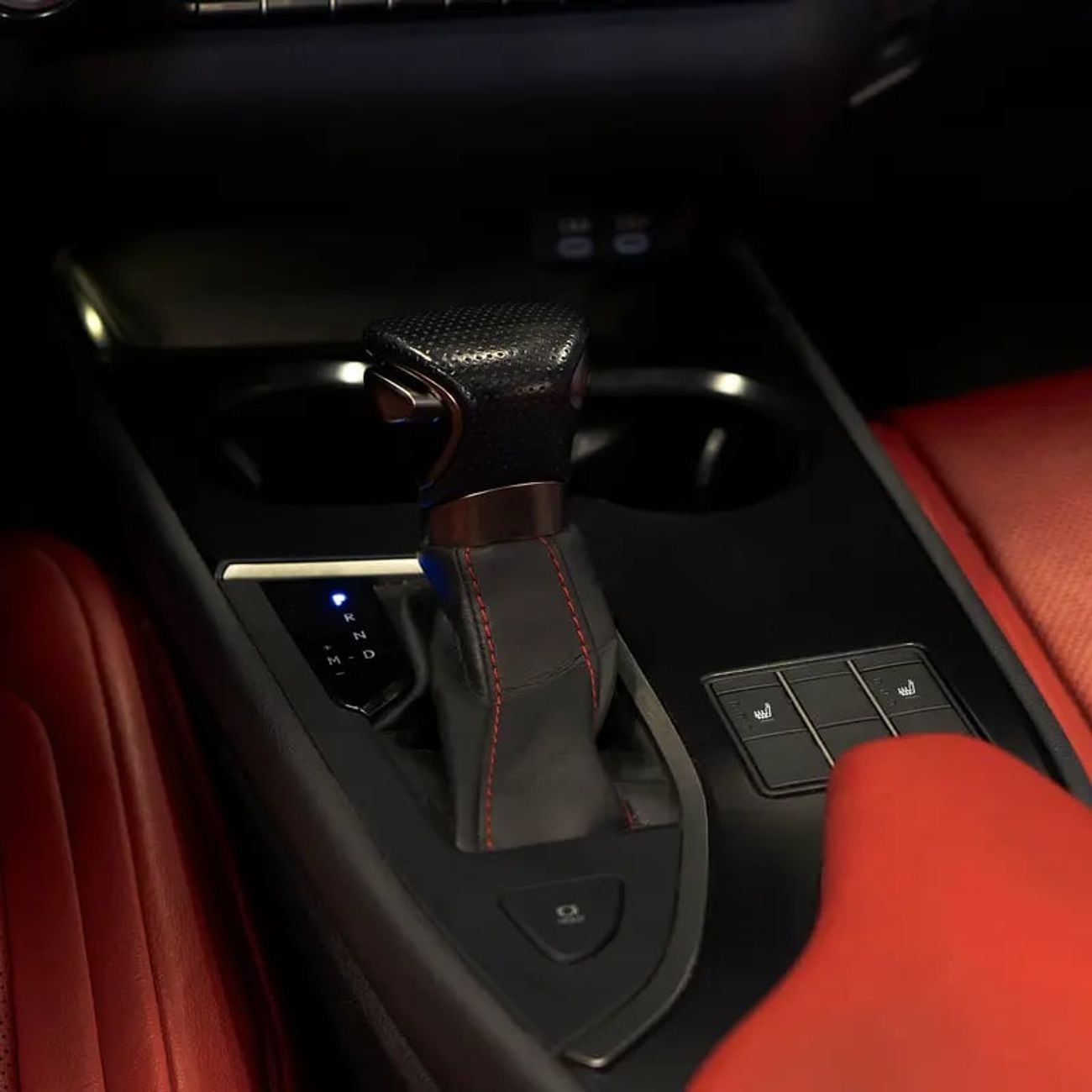 Lexus UX200 AED 2,011 p.m • 0% Downpayment • Lexus UX200 F-Sport • 1 Year Warranty