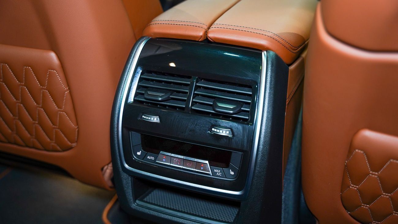 بي أم دبليو X7