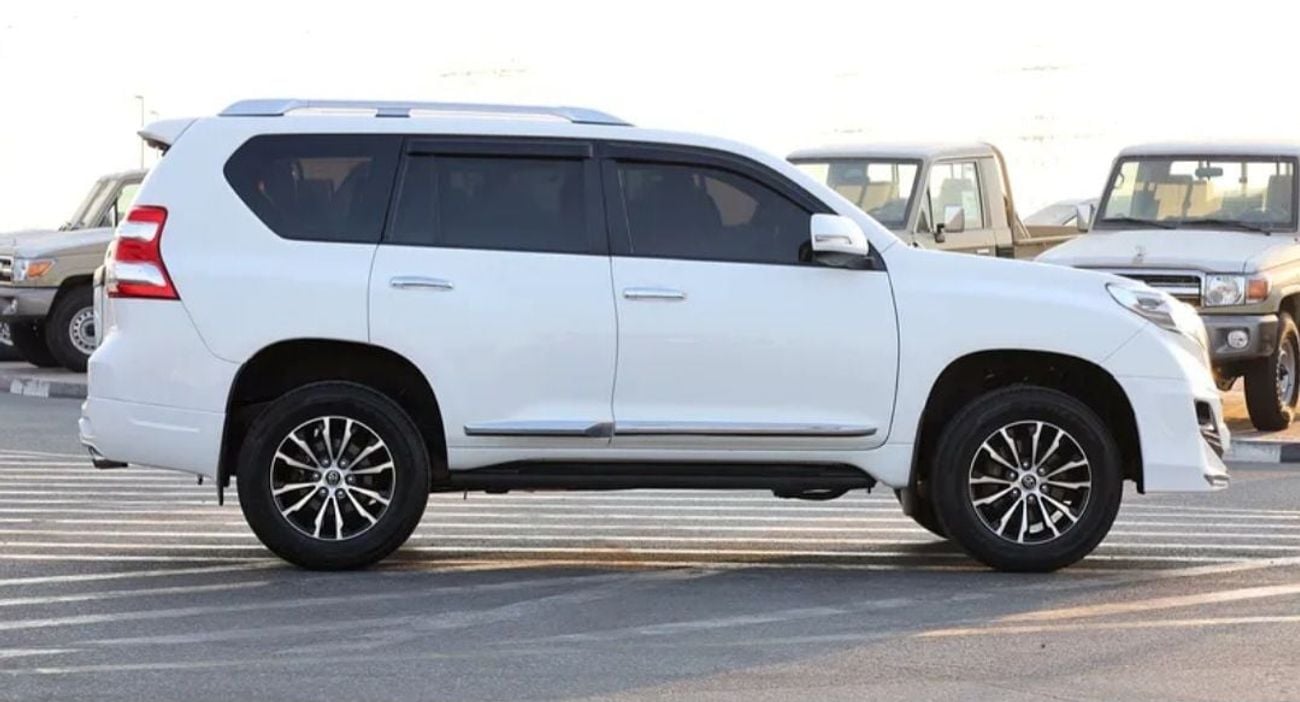 Toyota Prado Toyota prado 2015 Model TX 2.7 v4 petrol engine Colour White Transmission Automatic Interior.Begie 7