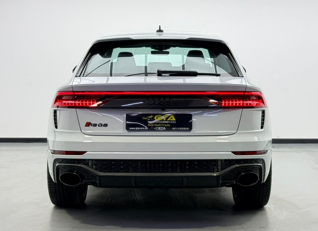 Audi RSQ8 STD 2020 Audi RSQ8 4.0TFSI Quattro, Warranty, Carbon Fiber Package, Excellent Condition, GCC
