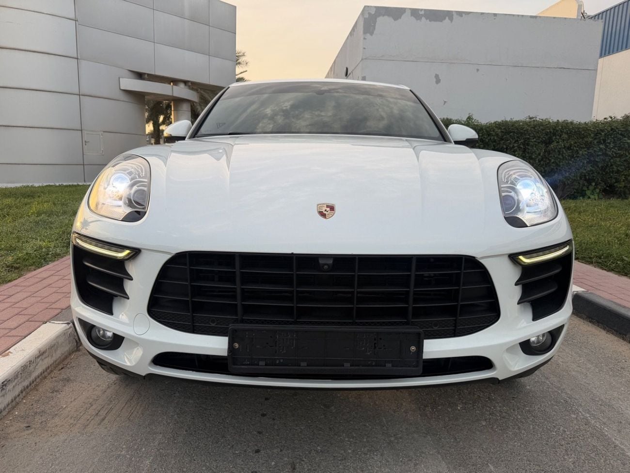 Porsche Macan T 2.0L (260 HP)
