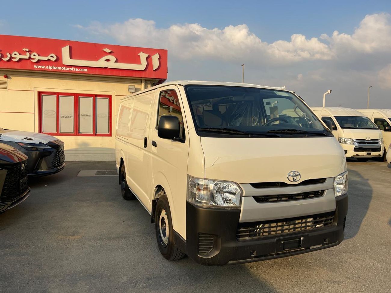 Toyota Hiace TOYOTA HIACE 2.7L CARGO  VAN STD ROOF  2024