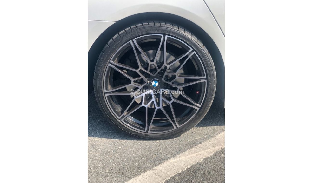 BMW 650i BMW 650 MODEL 2013 GCC CAR PERFECT CONDITION FULL OPTION PANORAMIC ROOF LEATHER SEATS 5 CAMR navigat