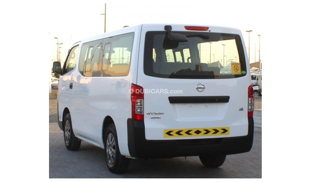 Nissan Urvan Microbus Nissan Urvan 2016 GCC, in excellent condition