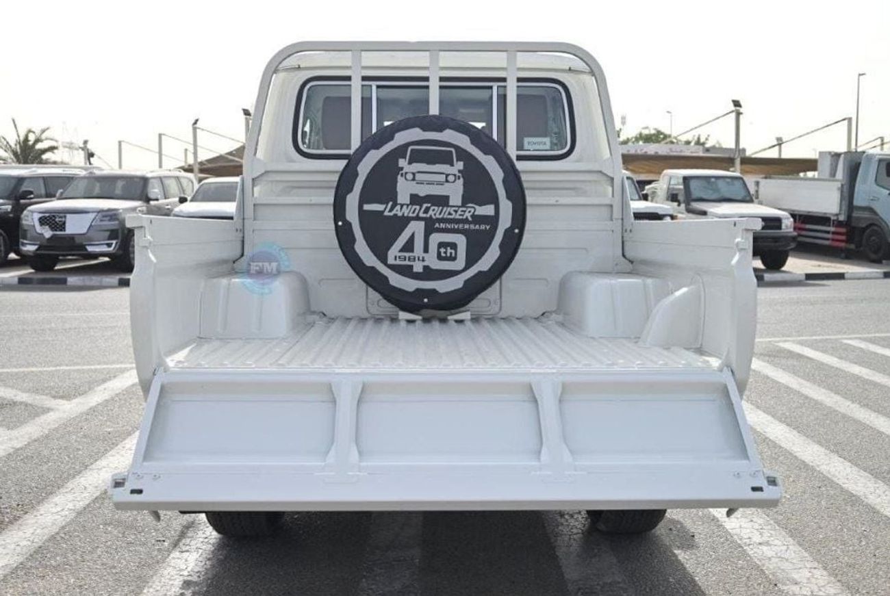 Toyota Land Cruiser Pick Up 79 Double Cab LX-Z 4.0L Petrol 4WD Automatic