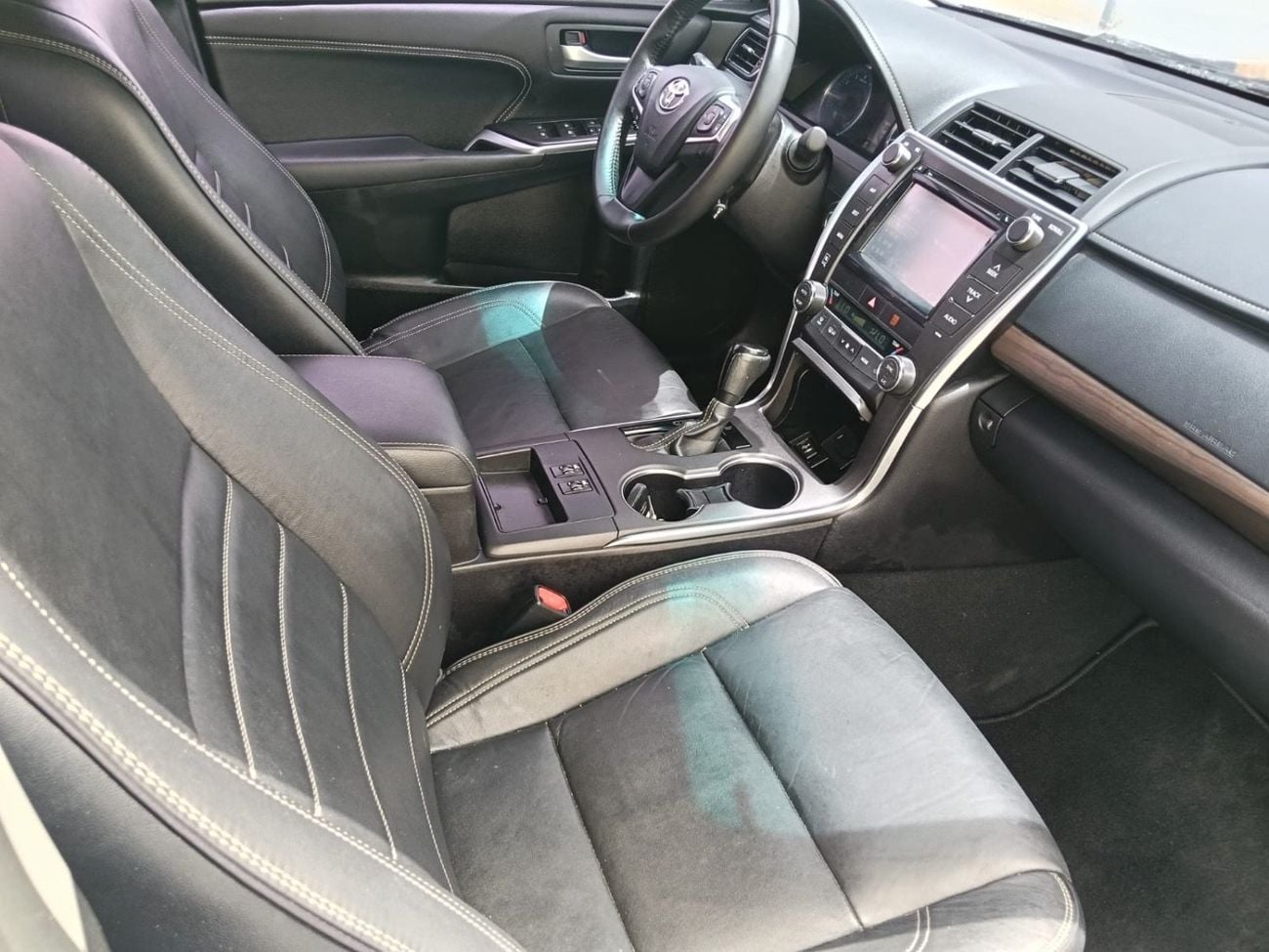 Toyota Camry GLX Full Option