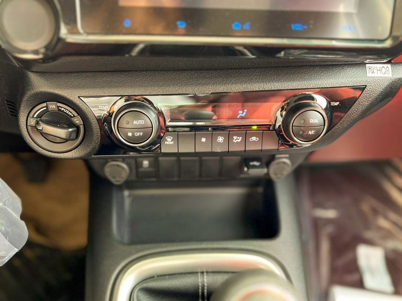 Toyota Hilux EXPORT ONLY - S GLX 2.7L AWD M/T