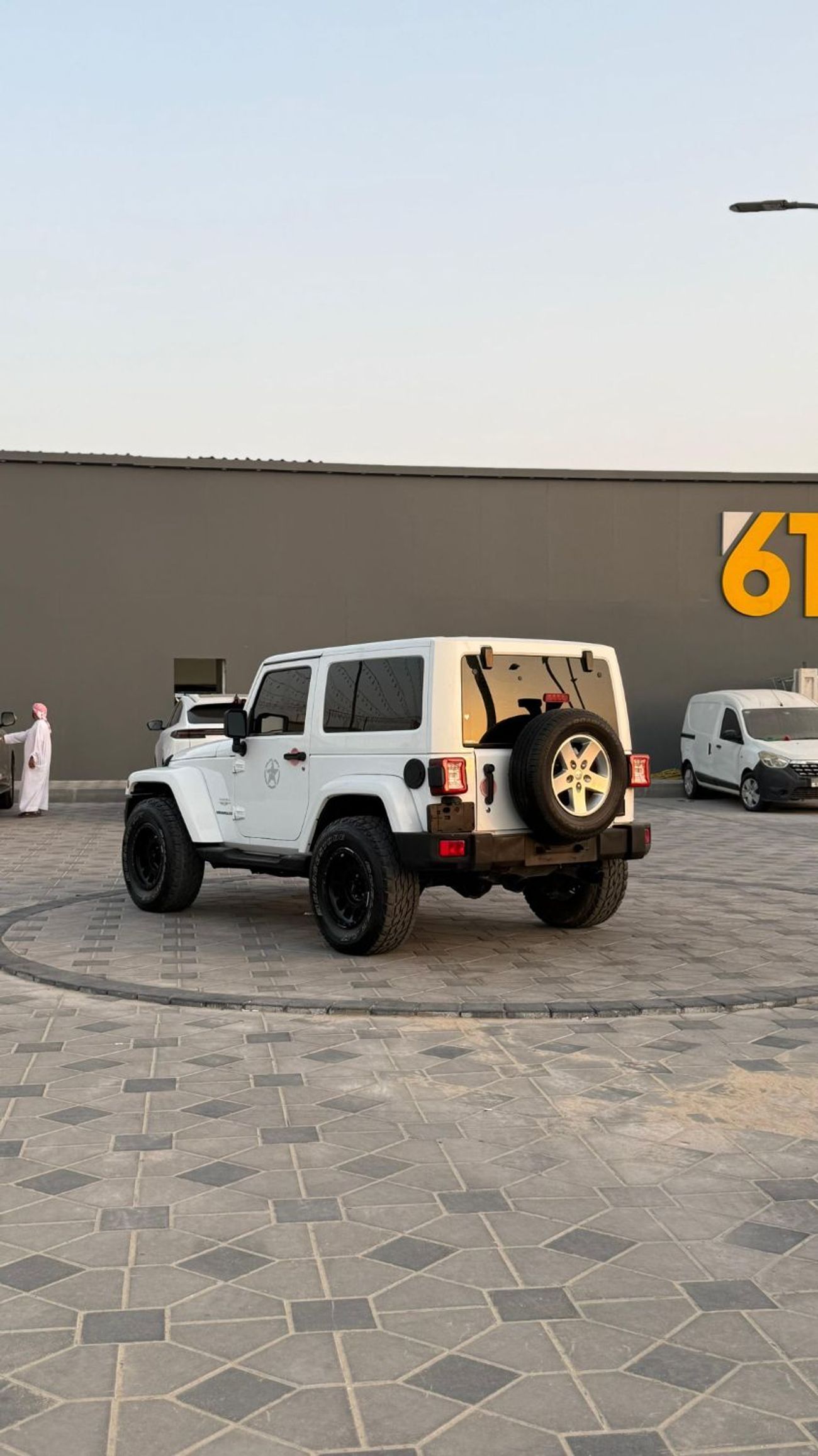 جيب رانجلر Sahara 3.6L M/T