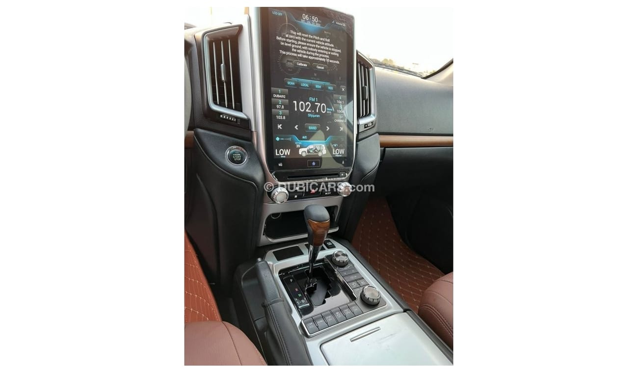 تويوتا لاند كروزر 2008 Toyota Land Cruiser GXR V6 MidOption+