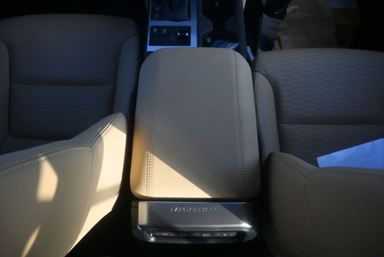 تويوتا برادو TOYOTA LAND CRUISER PRADO 2.4L GCC MODEL 2024 PETROL