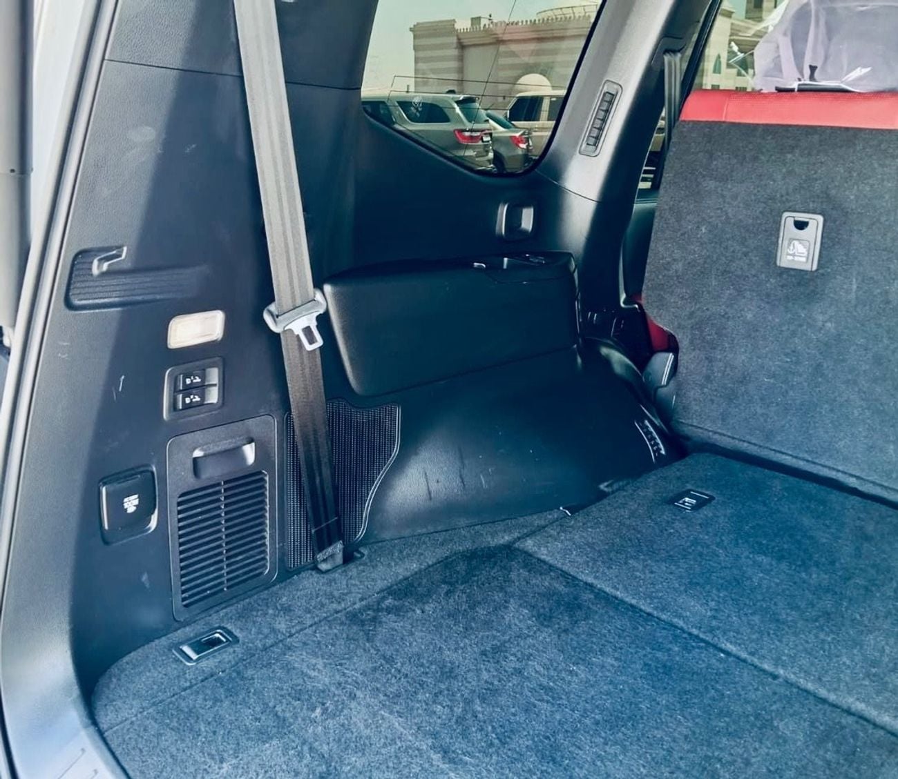 Toyota Land Cruiser VXR 3.5 L Petrol 2022