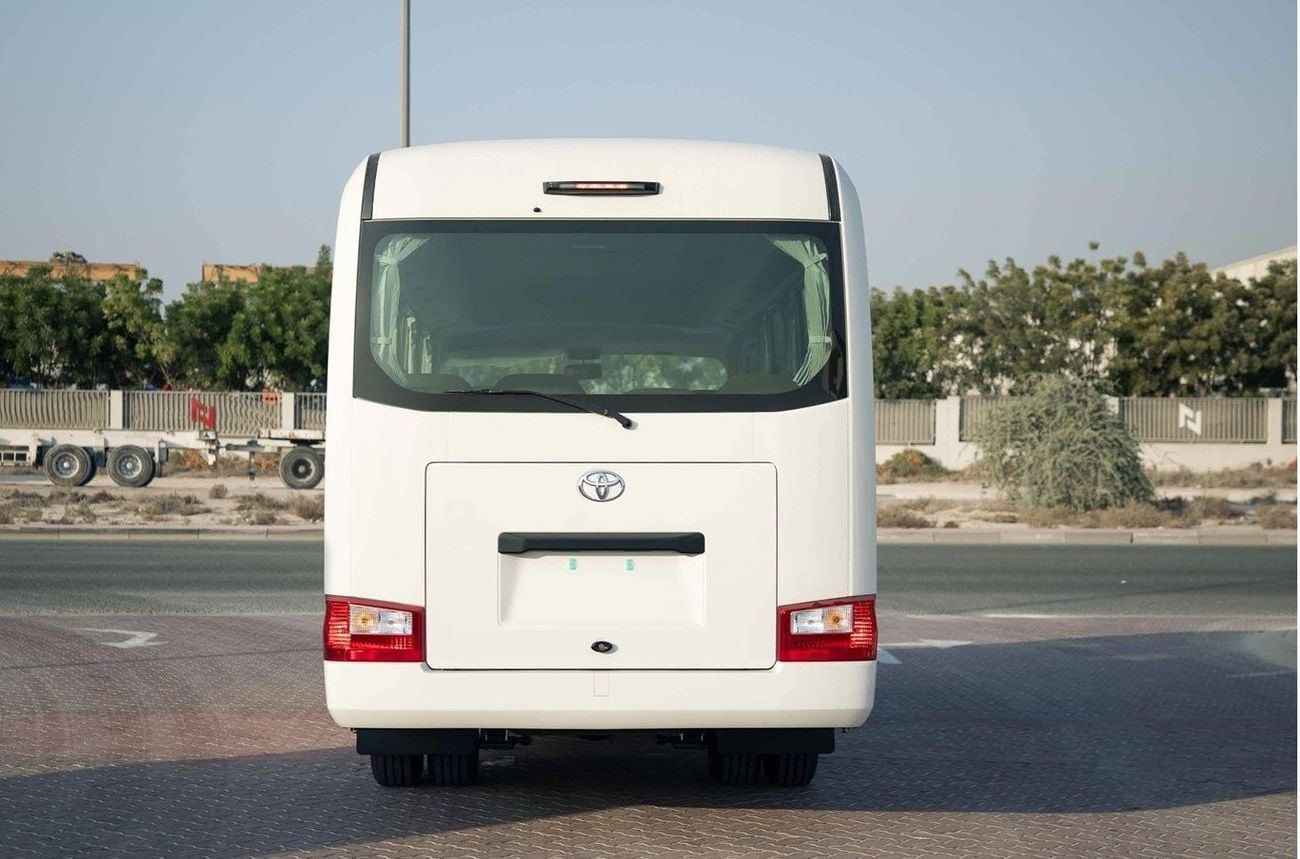 تويوتا كوستر 2025 Toyota Coaster High-Roof 30-Seater 4.0L 4-Cyl Turbo Diesel M/T RWD 2-Point Seatbelts For Africa