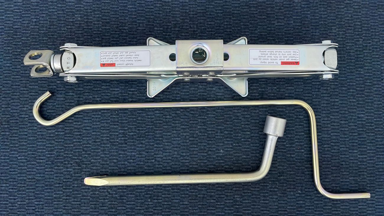 Suzuki Jimny GL 1.5 | Under Warranty | Inspected on 150+ parameters