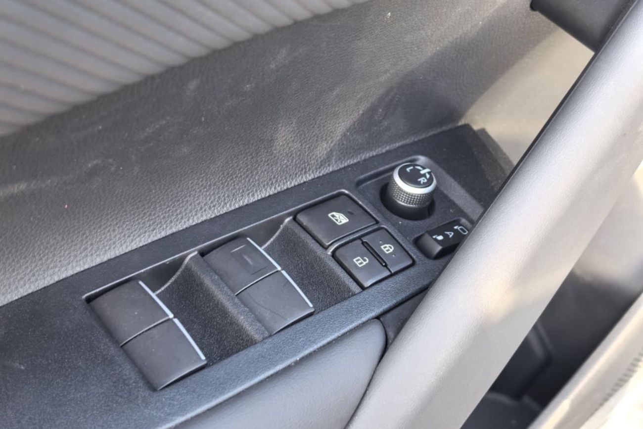 Toyota Frontlander Luxury